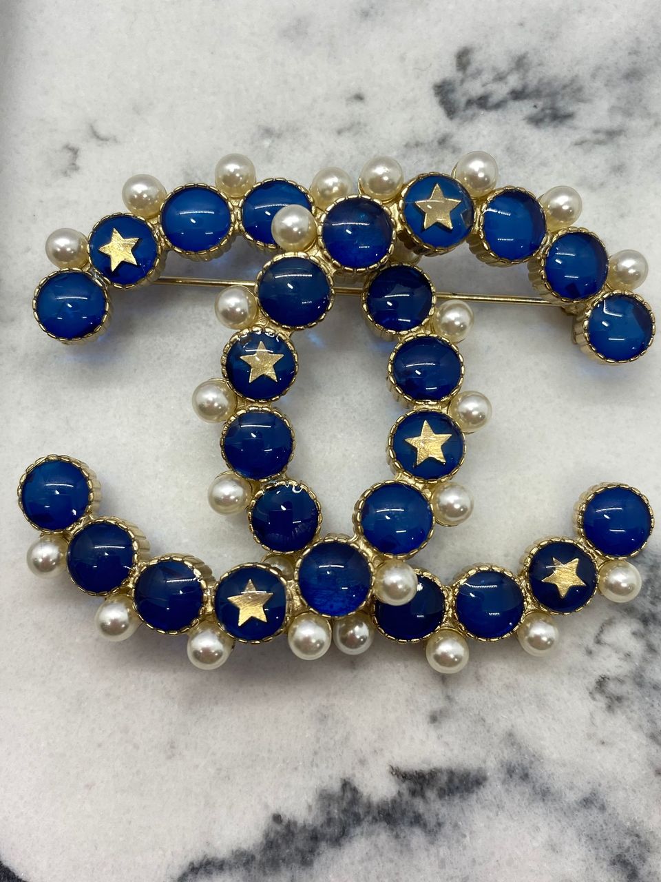 CHANEL CC Blue Pearl Trim Brooch Pin - USED