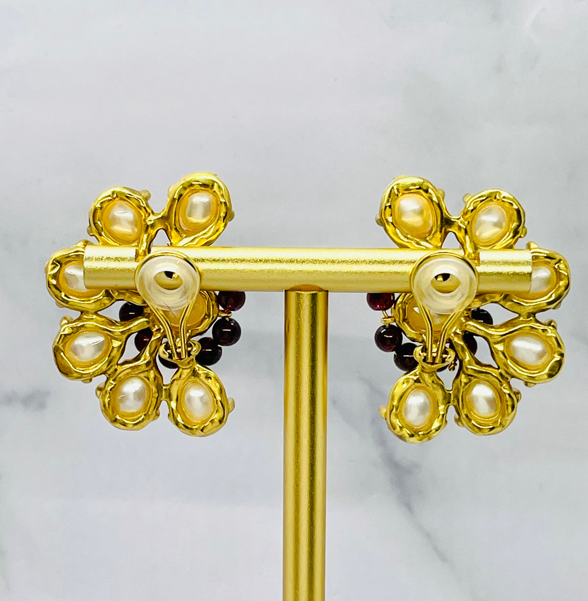 GOOSSENS Paris Pearl Trim Clip On Earrings - Pre owned