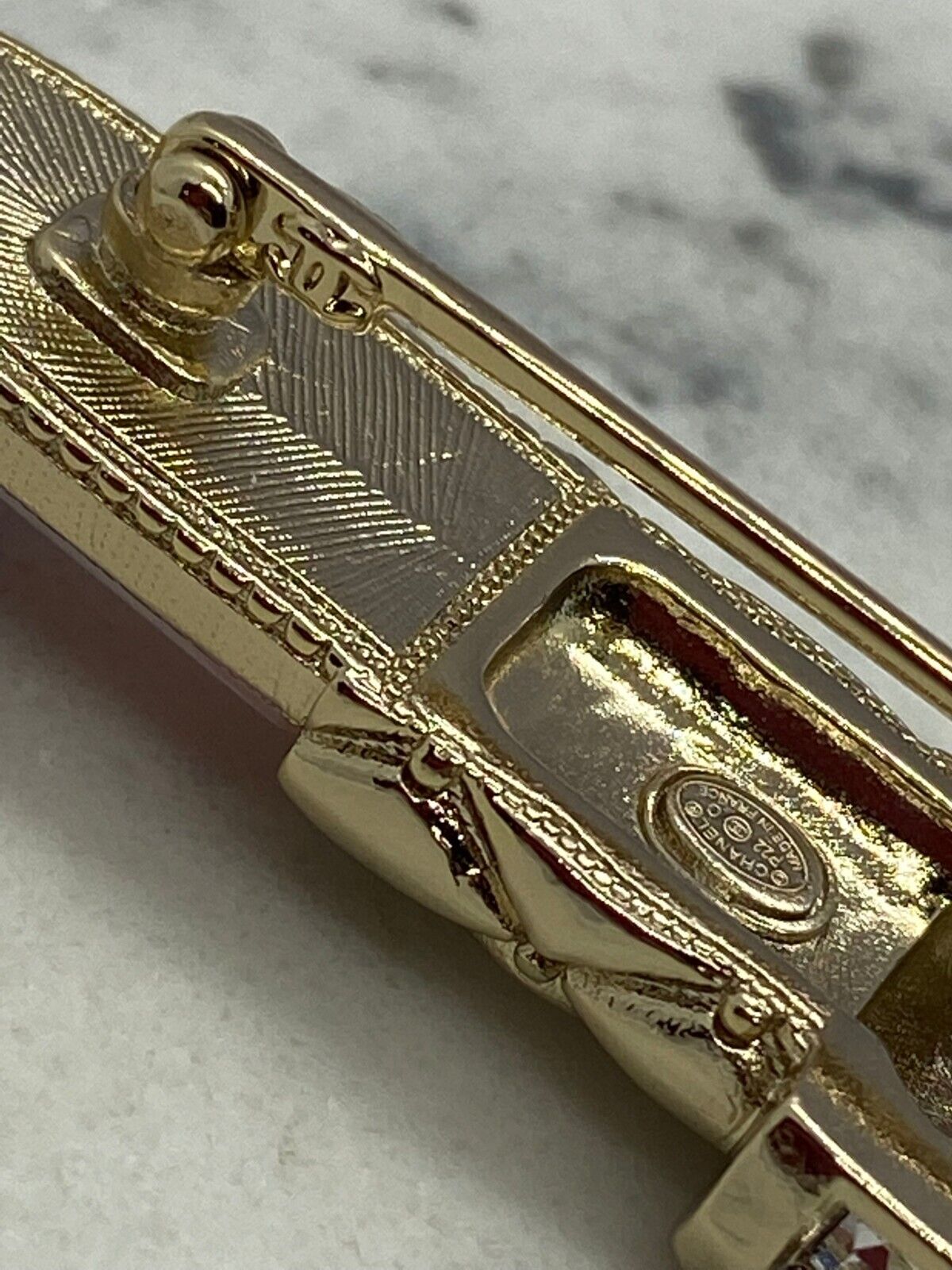 CHANEL CC Lipstick Brooch Pin - Pre owned