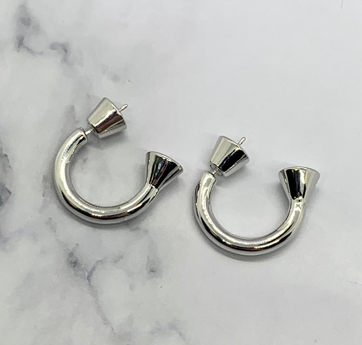 BOTTEGA VENETA Silver Ellipse Hoop Earrings - Pre owned