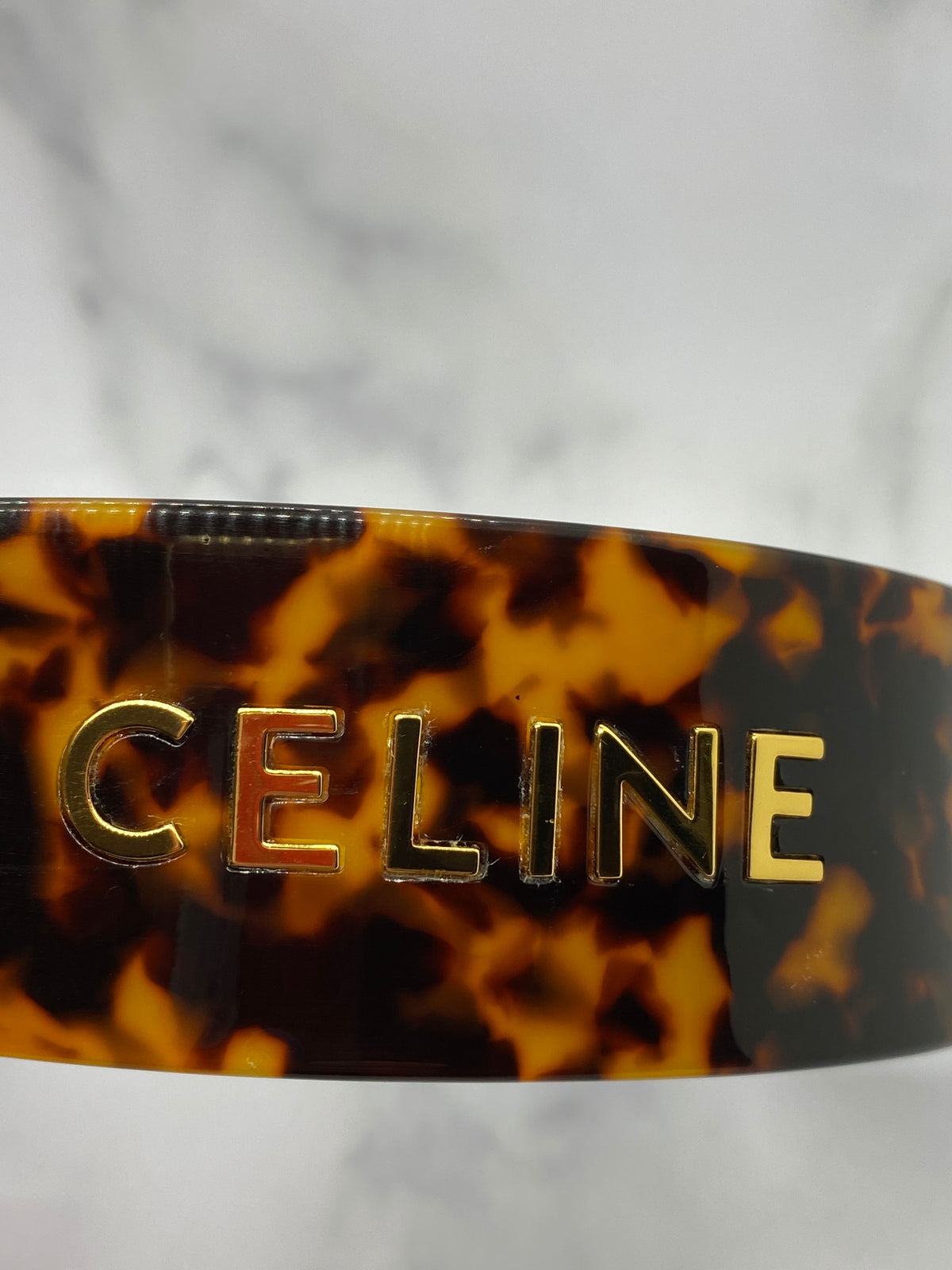 CELINE Tortoise Plastic Headband Hair Accessory - Pre owned