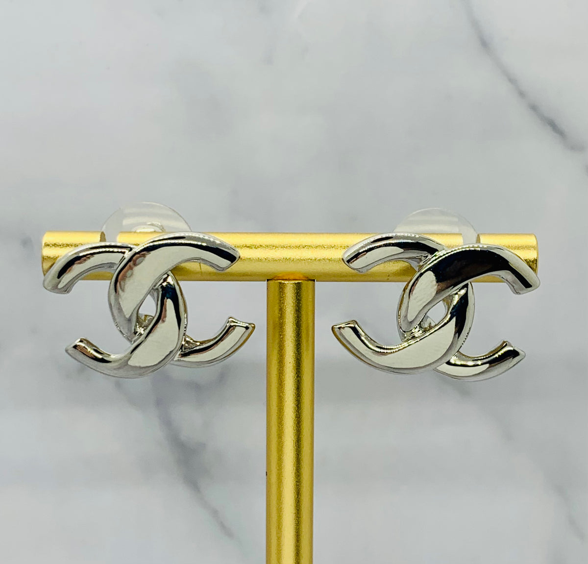 CHANEL CC Silver Tone Earrings - Pre owned