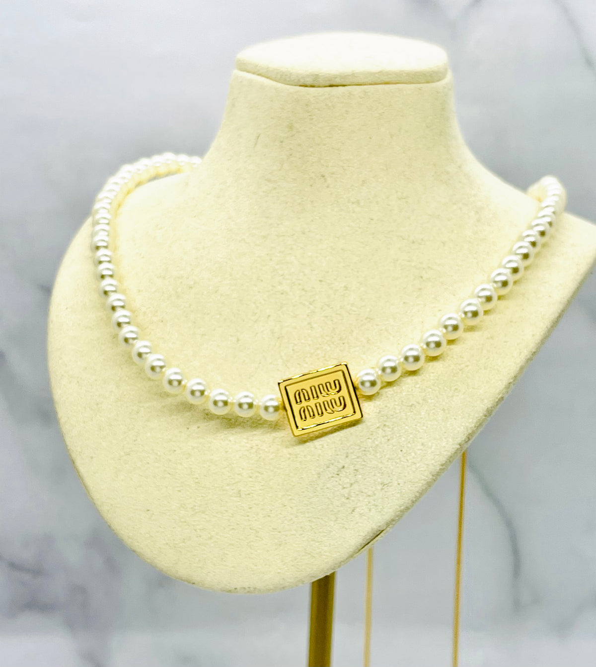MIU MIU Pearl Monogram Adjustable Necklace - Pre owned
