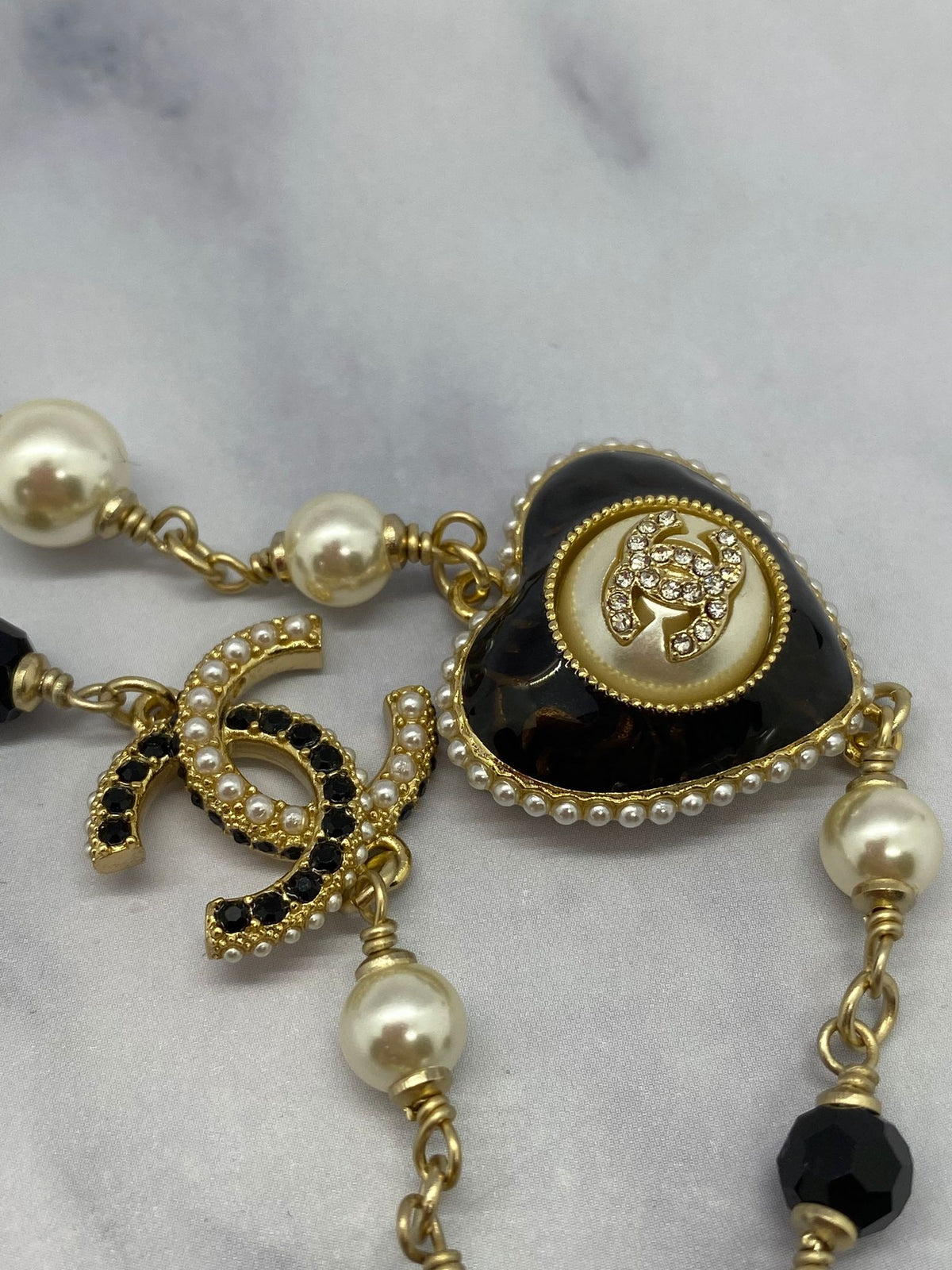 CHANEL CC Heart Layer Statement Necklace - Pre owned