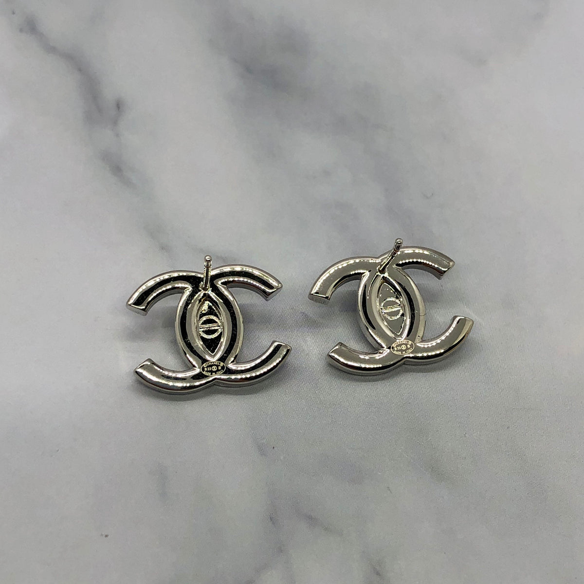 CHANEL CC Silver Tone Rhinestone Earrings - Pre owned