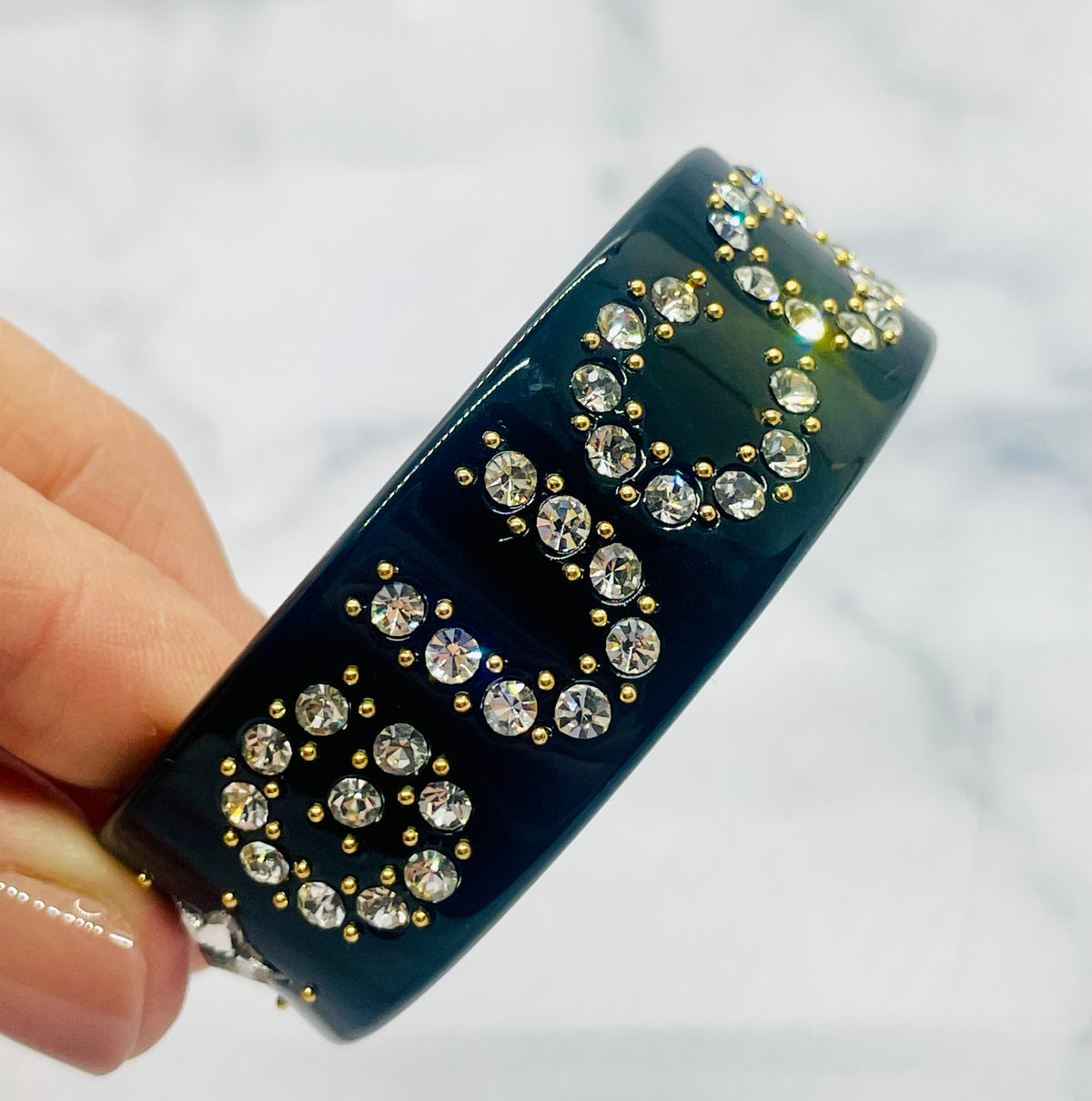 GUCCI Acrylic Black Rhinestone Cuff Bracelet - Pre owned