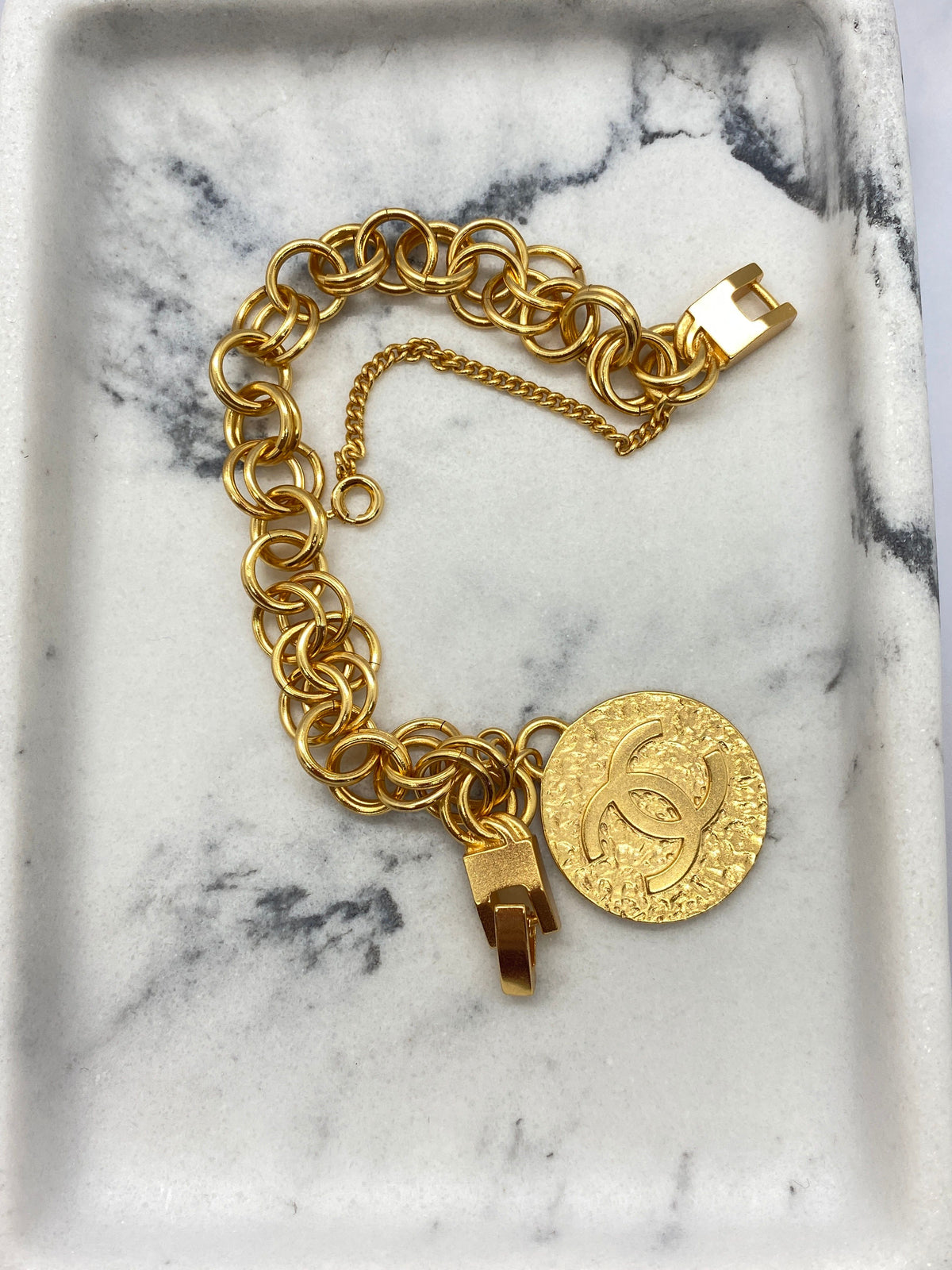 CHANEL CC Gold Tone VINTAGE bracelet - USED