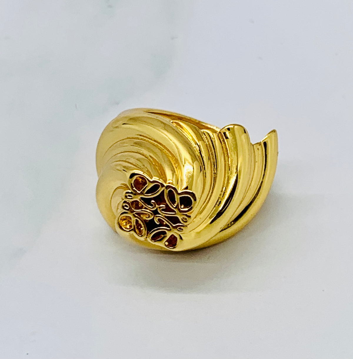 LOEWE Twisted Monogram Ring Size 7 M - Pre owned