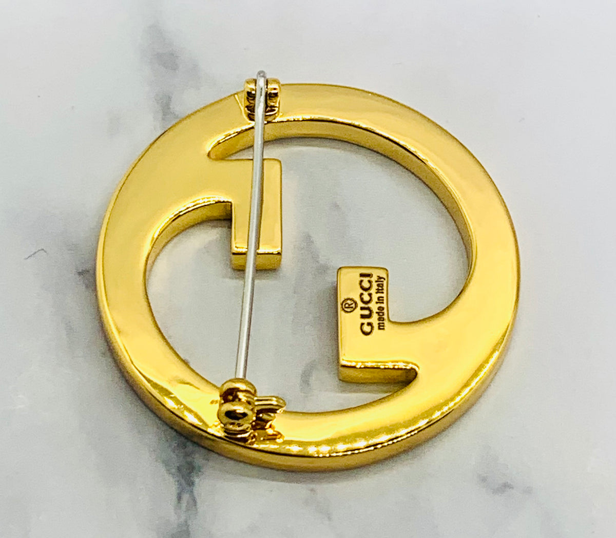 GUCCI GG Gold Tone Brooch Pin - Pre owned