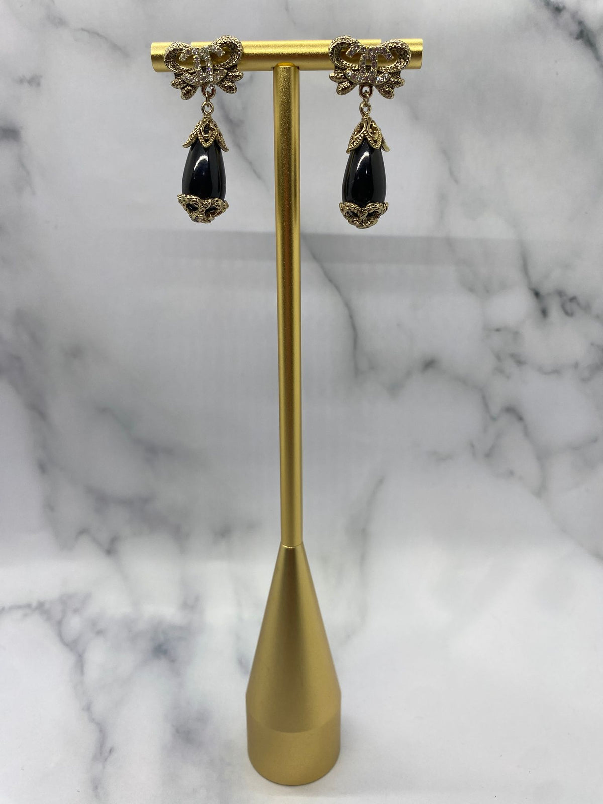 CHANEL CC 2009 Black Pendant Earrings - USED