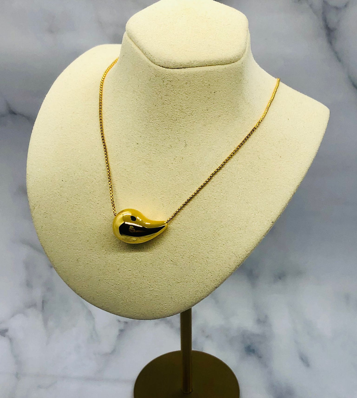 BOTTEGA VENETA Gold Tone Tear Drop Necklace - Pre owned