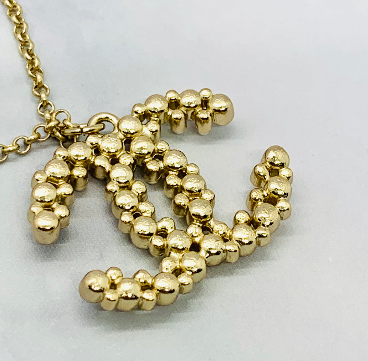 CHANEL CC 2019 Pendant Charm Necklace - USED