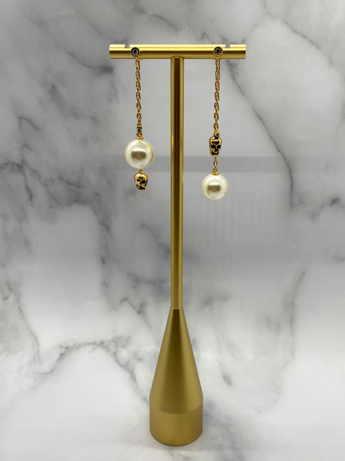 ALEXANDER McQUEEN Gold Tone Pearl Skull Earrings - Pre owned