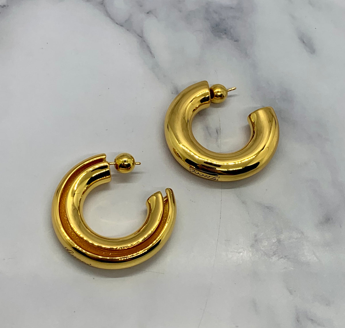 GUCCI G Hollow Tube Hoop Earrings - Pre owned