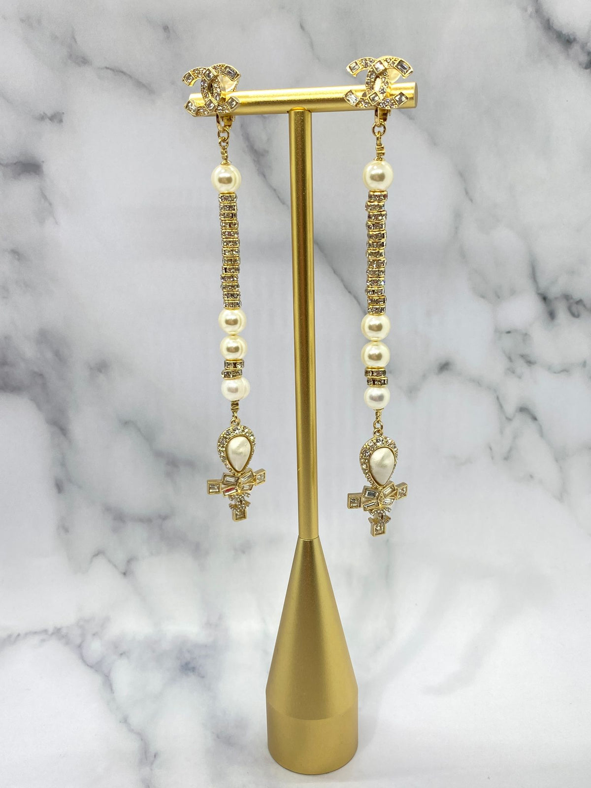 CHANEL CC Gold Tone Rhinestone Pendant Clip On Earrings - Pre owned