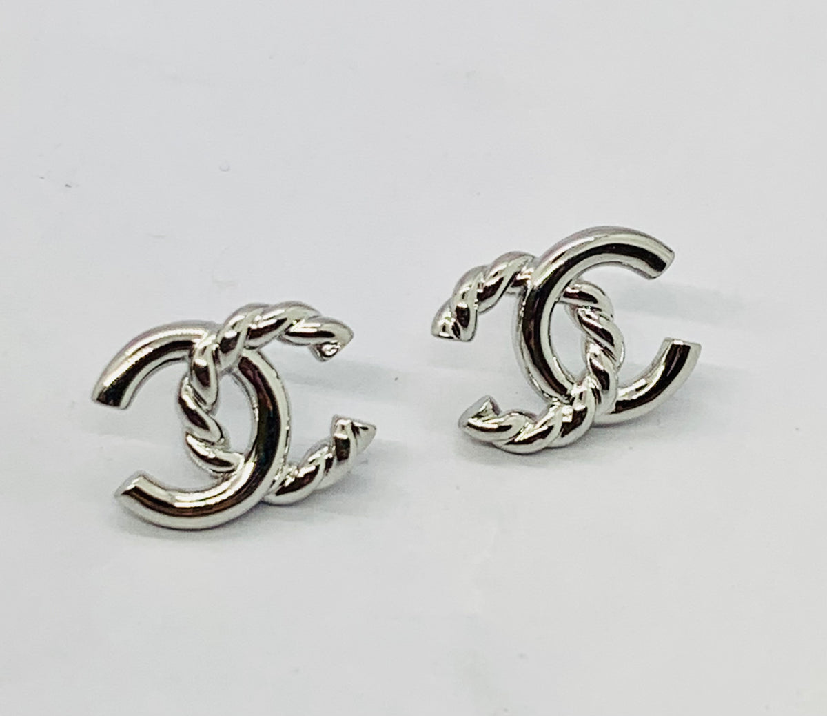 copy of CHANEL CC Gold Tone Twist Earrings - Pre owned