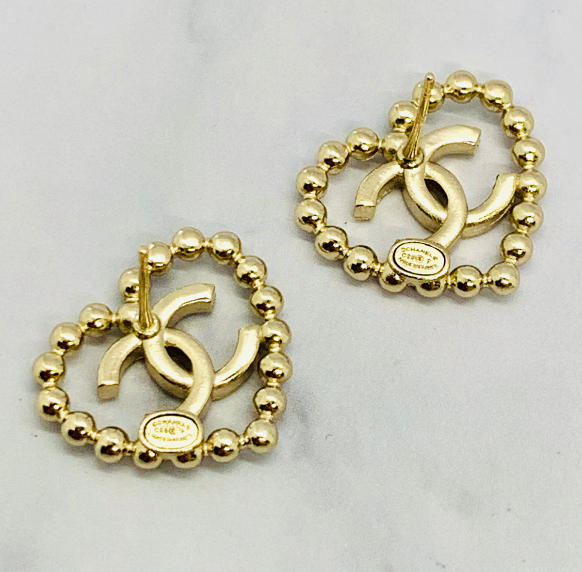 CHANEL CC Heart Gold Tone Rhinestone Earrings - Pre owned