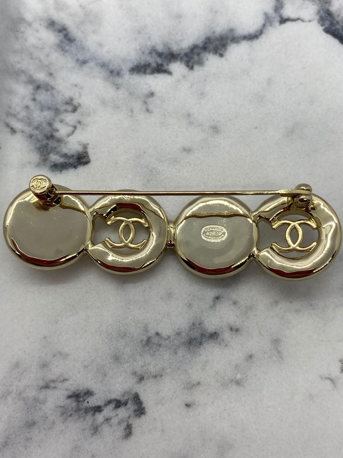 CHANEL CC Coco Pearl Trim Brooch Pin - Pre owned