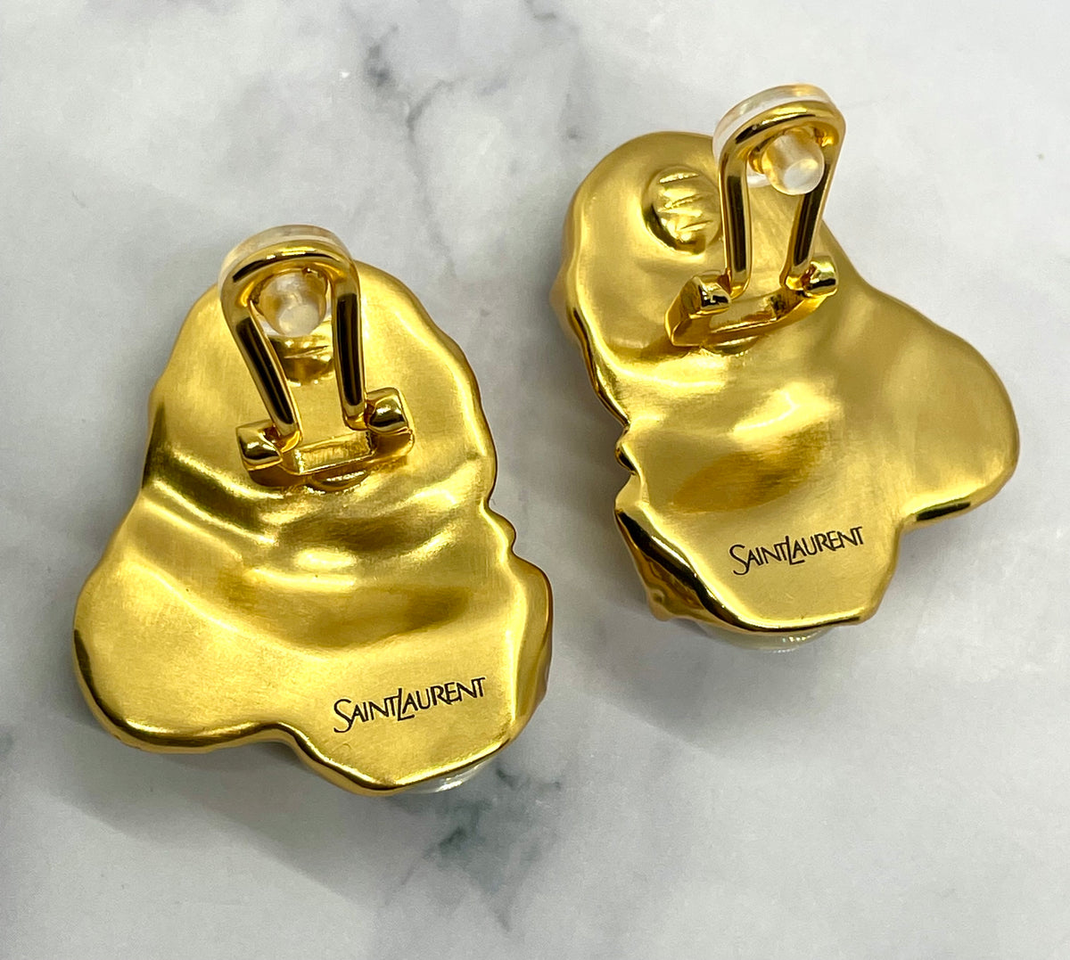 YSL YVES SAINT LAURENT Cabochon Resin Clip On Earrings - Pre owned