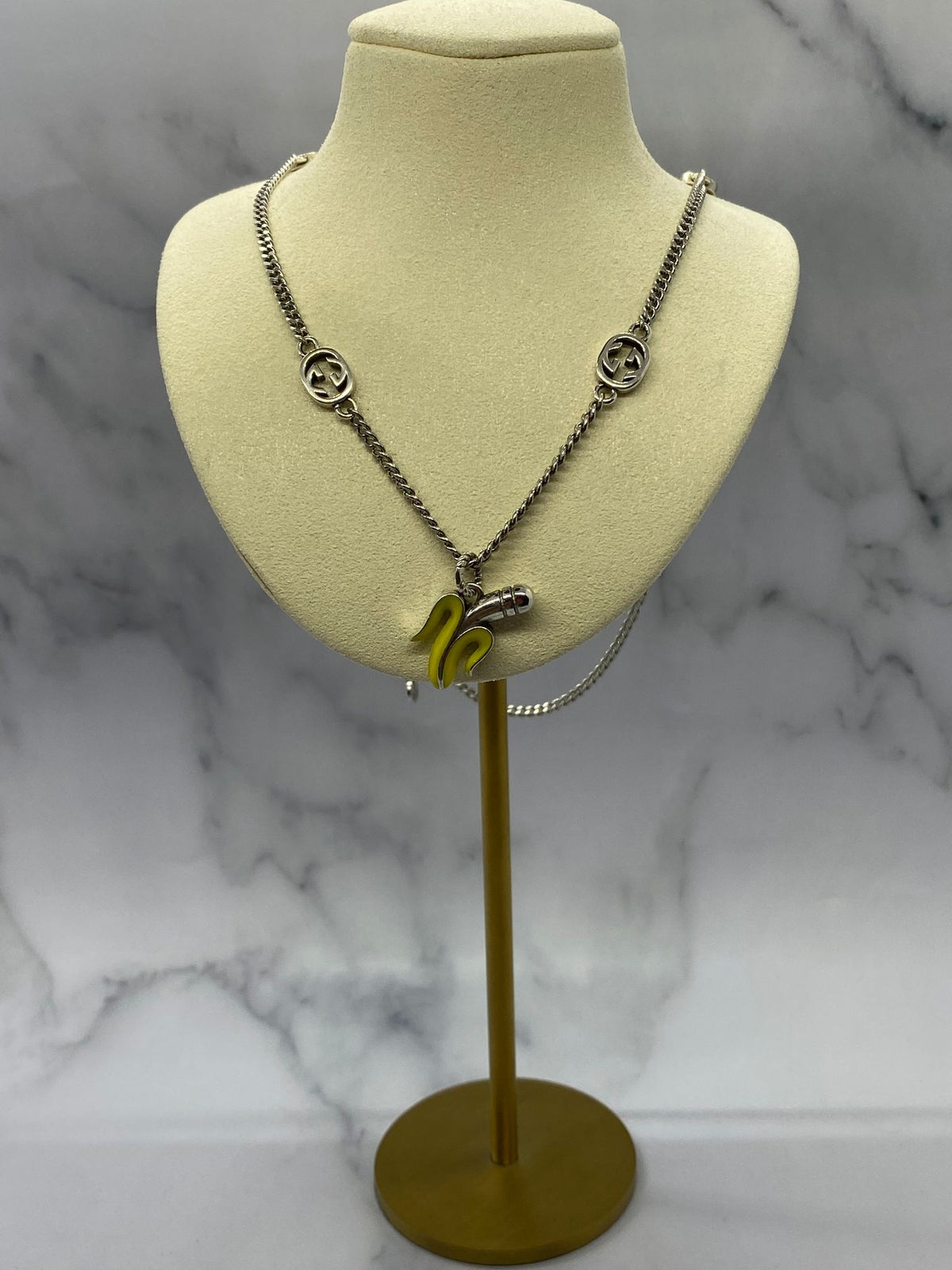 GUCCI GG Silver Tone Banana Chain Necklace