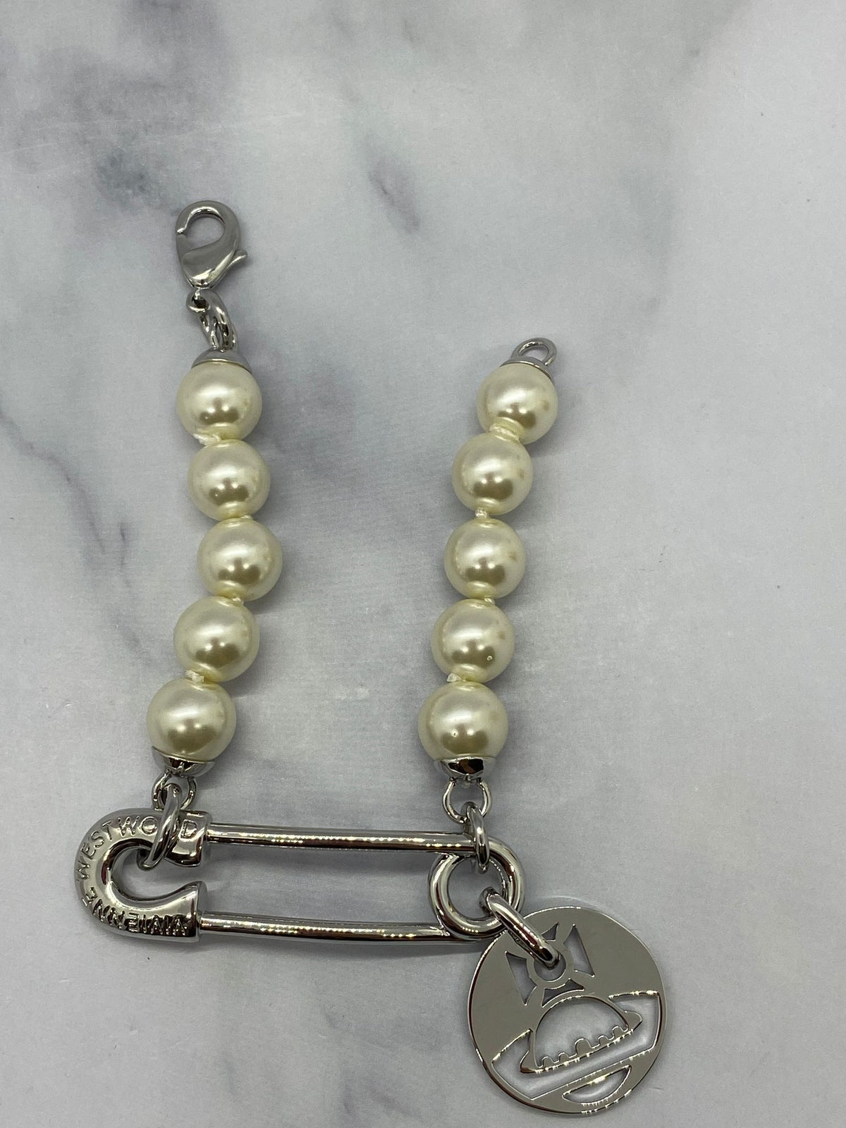 VIVIENNE WESTWOOD Silver Tone Safety Pin Pearl Bracelet - Pre owned