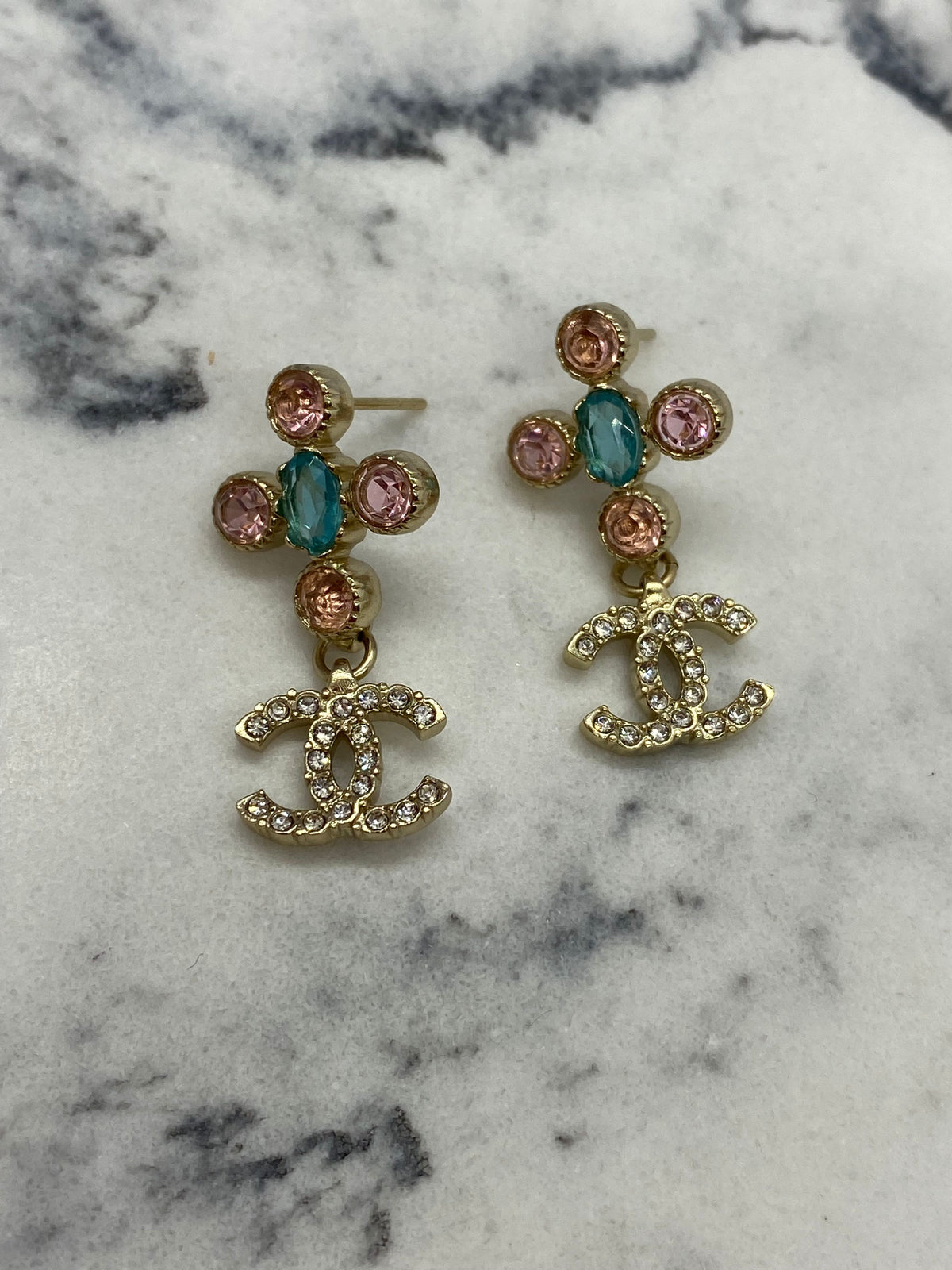Auth CHANEL CC Rhinestone Flower Trim Pendant Earrings - USED