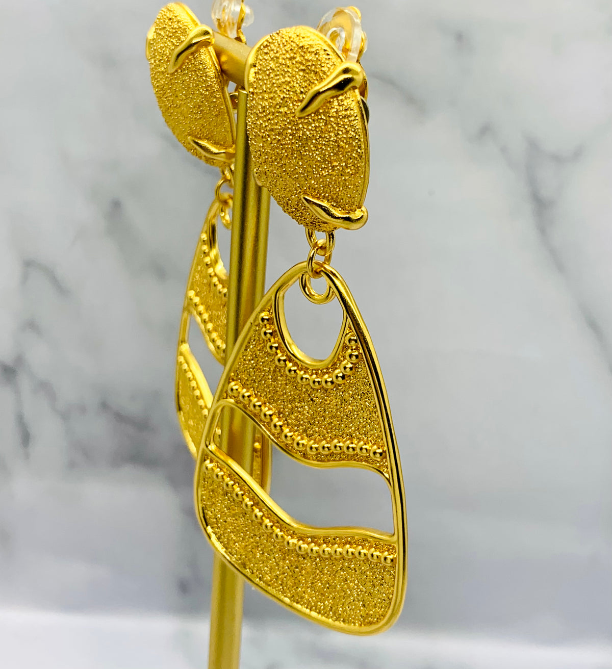 YSL YVES SAINT LAURENT Gold Pendant Earrings - Pre owned