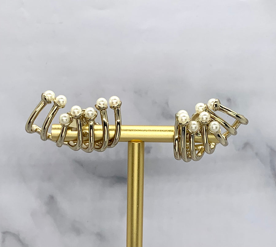 CHRISTIAN DIOR Pearl Climber Clip On Earrings - Pre owned