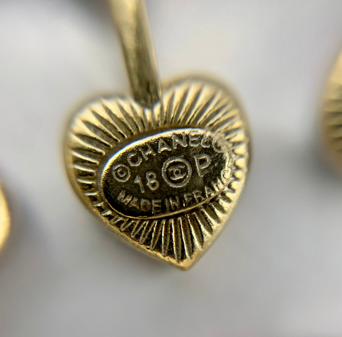 CHANEL CC La Pausa Brooch Pin - Damaged