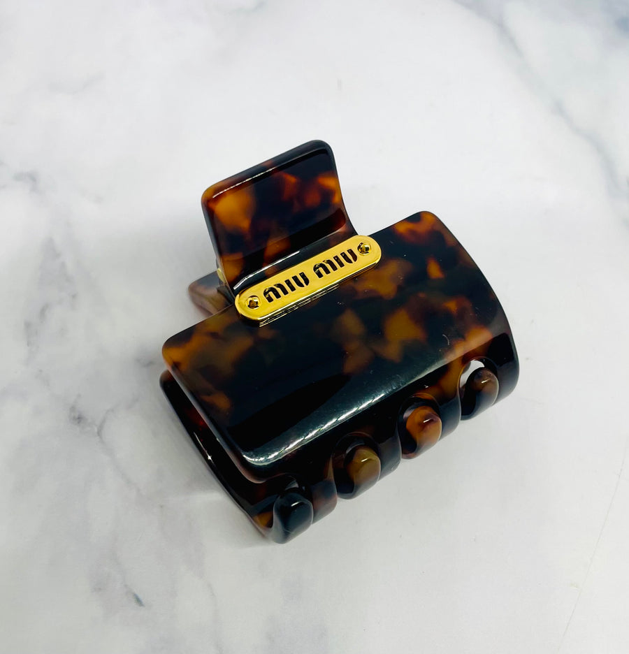 MIU MIU Tortoise Hair Claw Clip - Pre owned