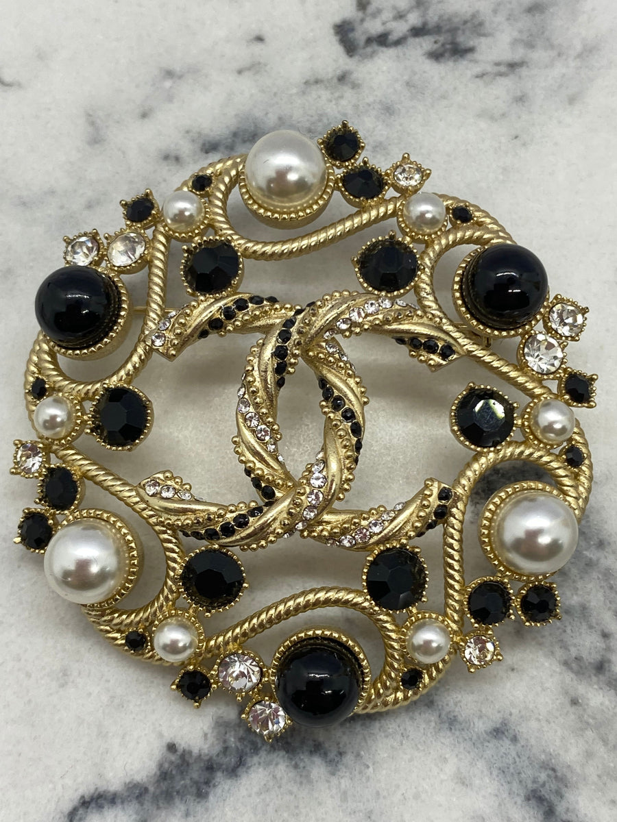 CHANEL CC Elaborate Brooch Pin - USED