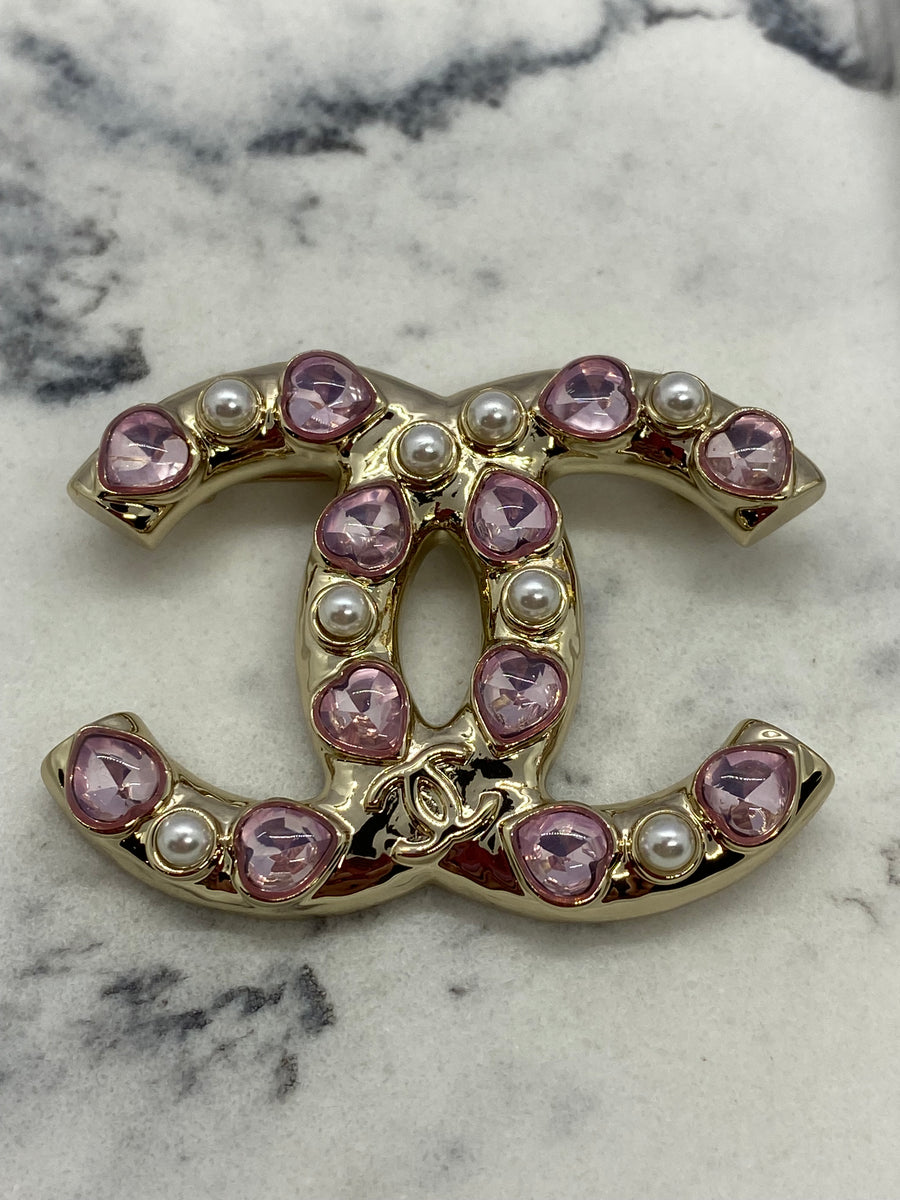 CHANEL CC Heart Pink Rhinestone Brooch Pin - Pre owned
