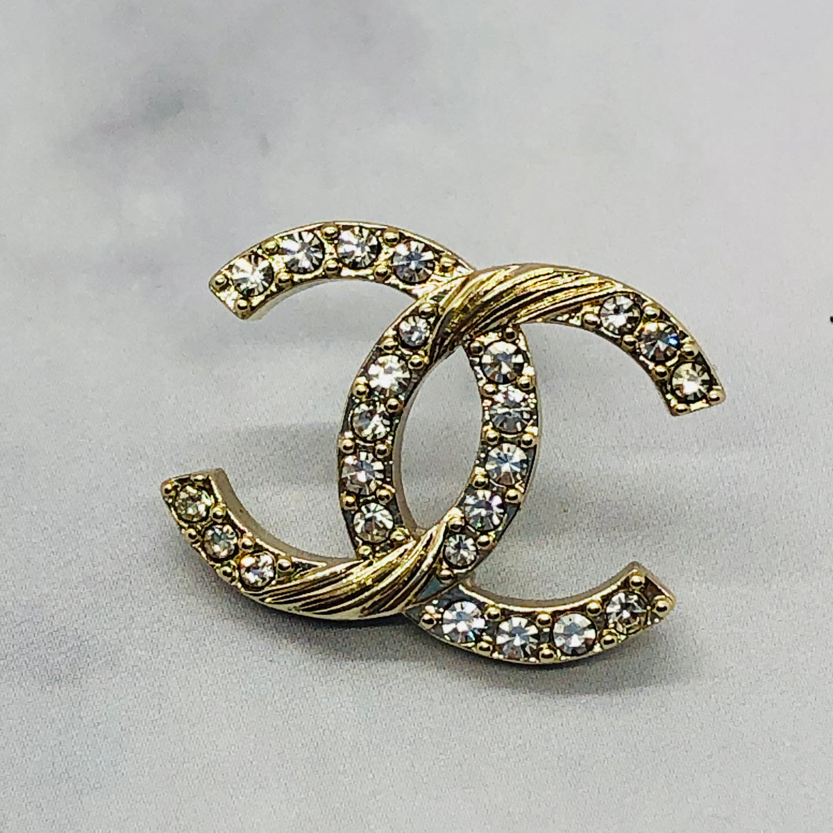 CHANEL CC Rhinestone Earrings - Pre owned