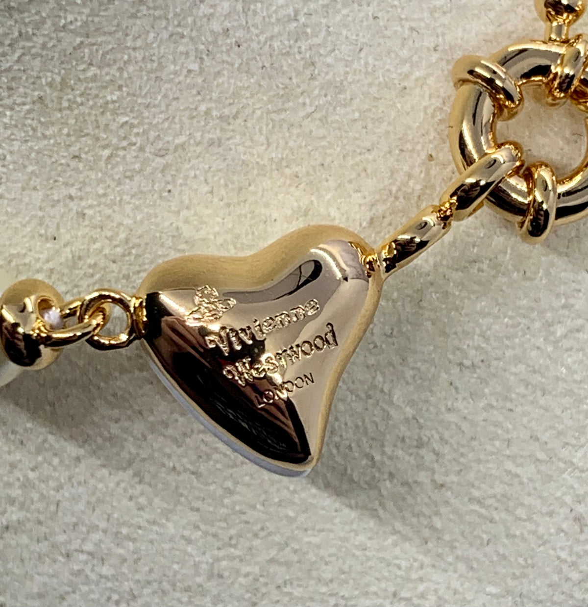 VIVIENNE WESTWOOD Heart Pearl Necklace - Pre owned