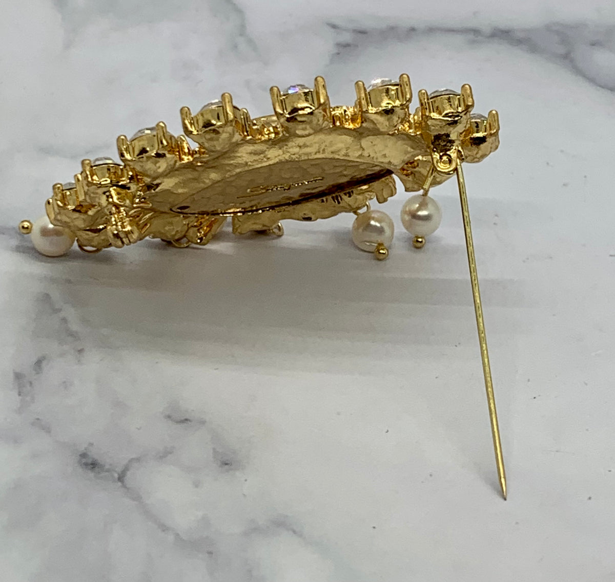 SCHIAPARELLI Statement Eye Brooch Pin - Pre owned