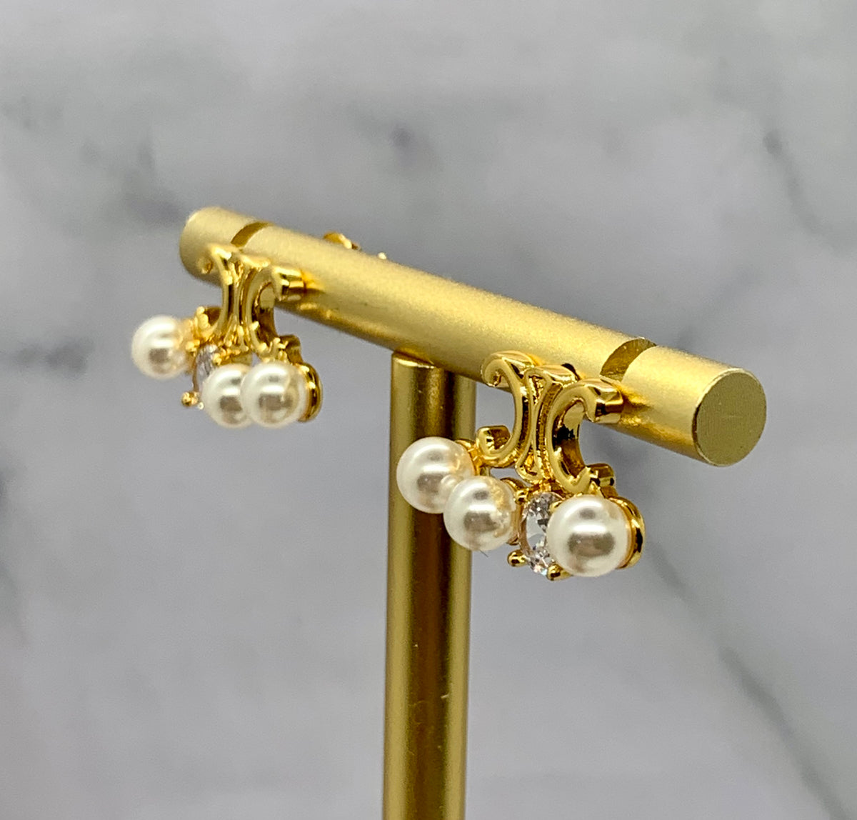 CELINE Pearl Monogram Logo Earrings - Pre owned