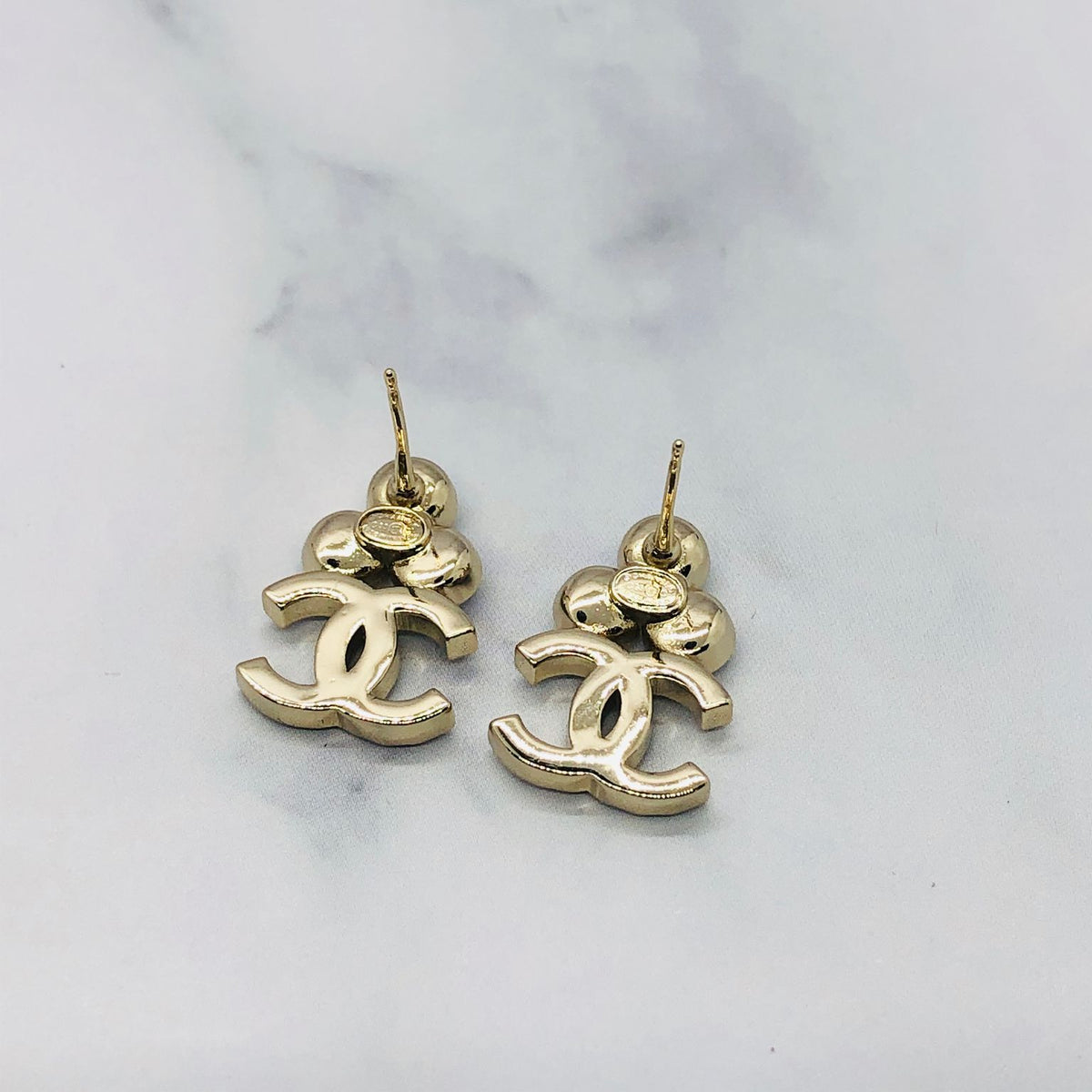 CHANEL CC Rhinestone Earrings - Pre owned
