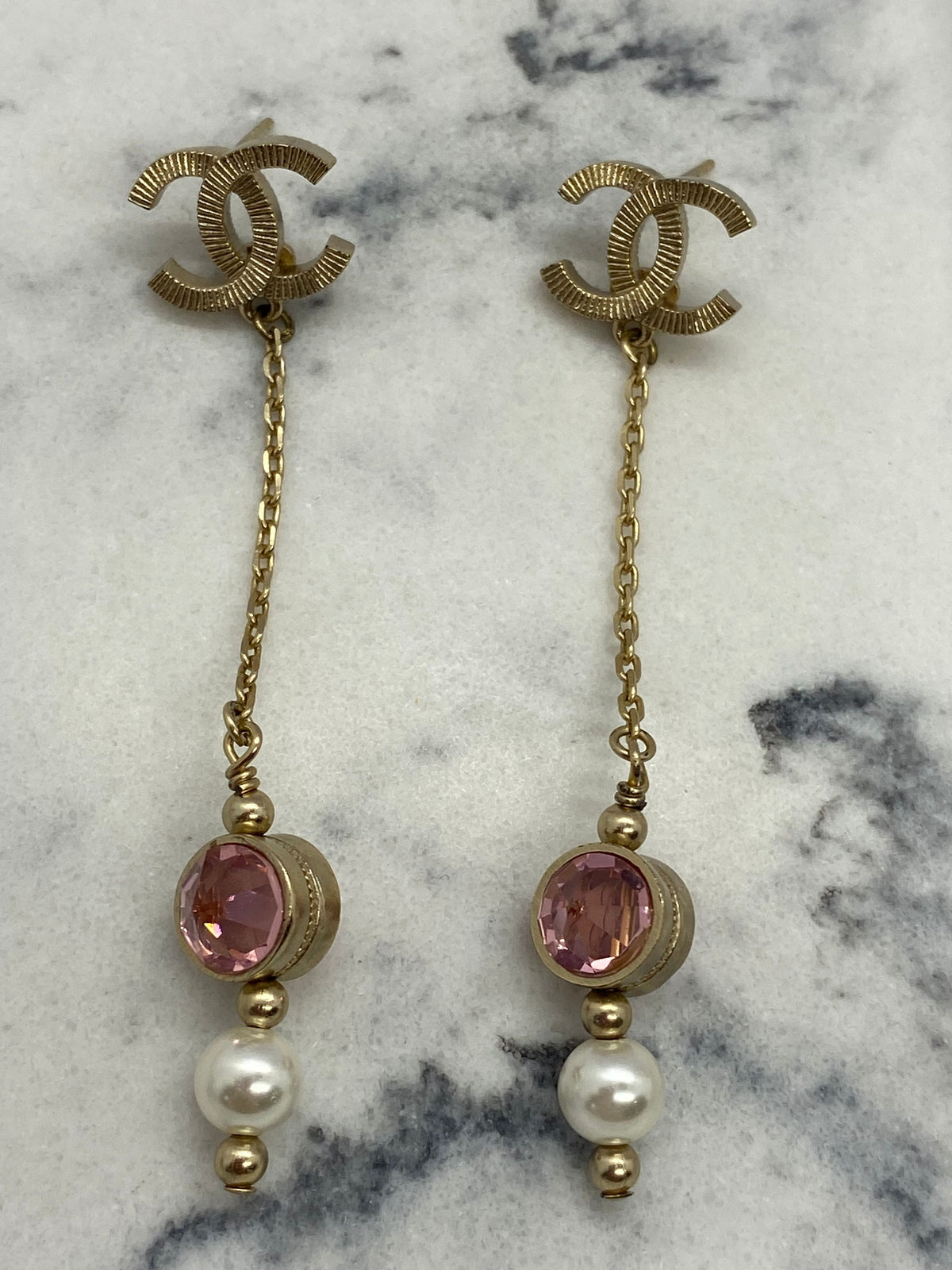 CHANEL CC Pink Stone Pendant Earrings - Pre owned