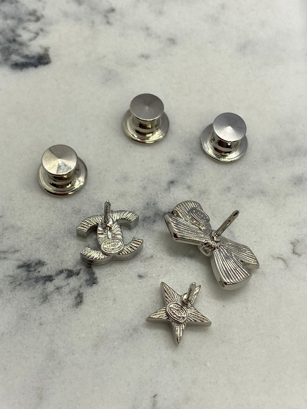 CHANEL Set of 3 Brooch Pins - Pre owned