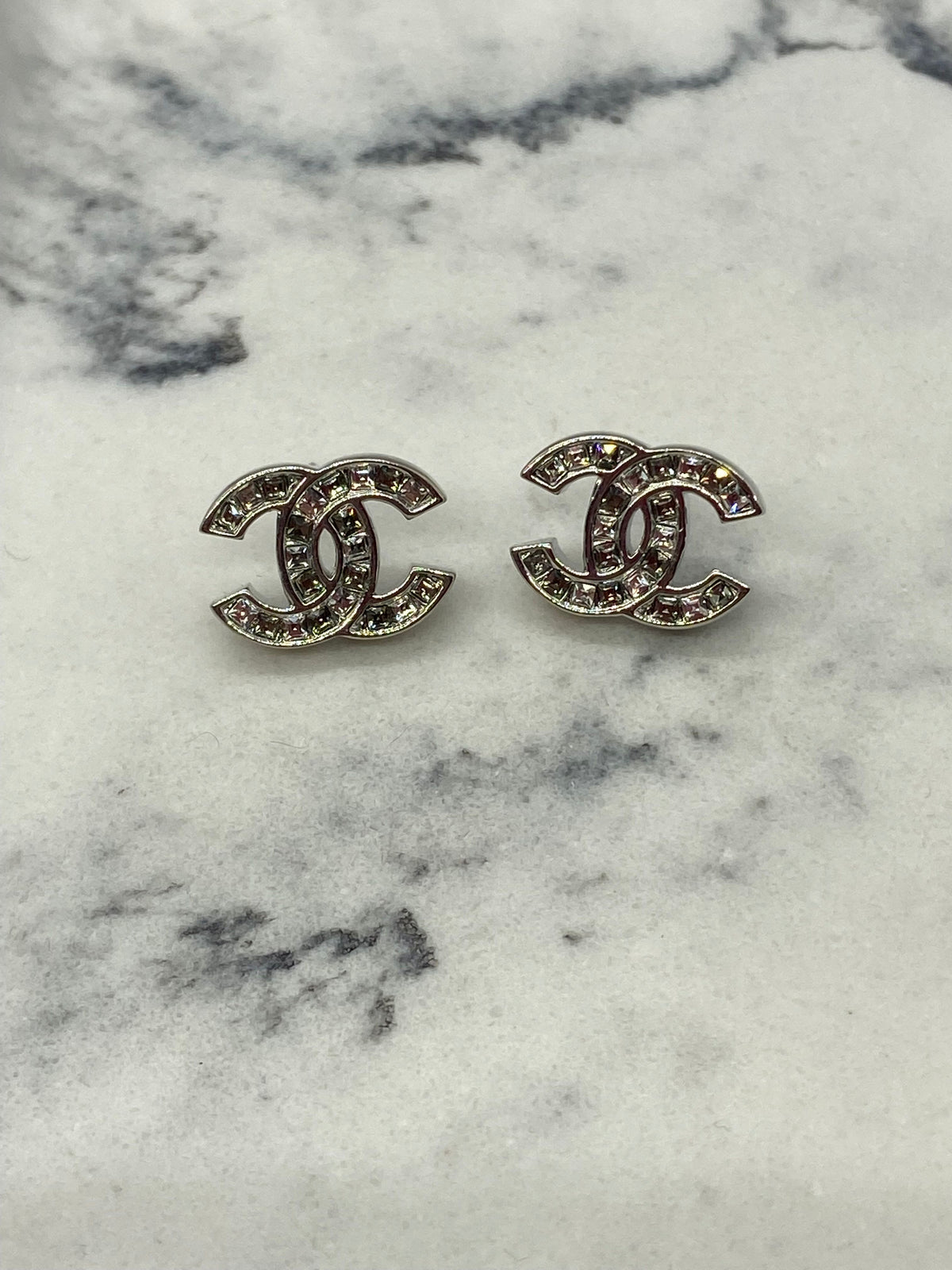 CHANEL CC Silver Tone Small Rhinestone Earrings - Pre owned