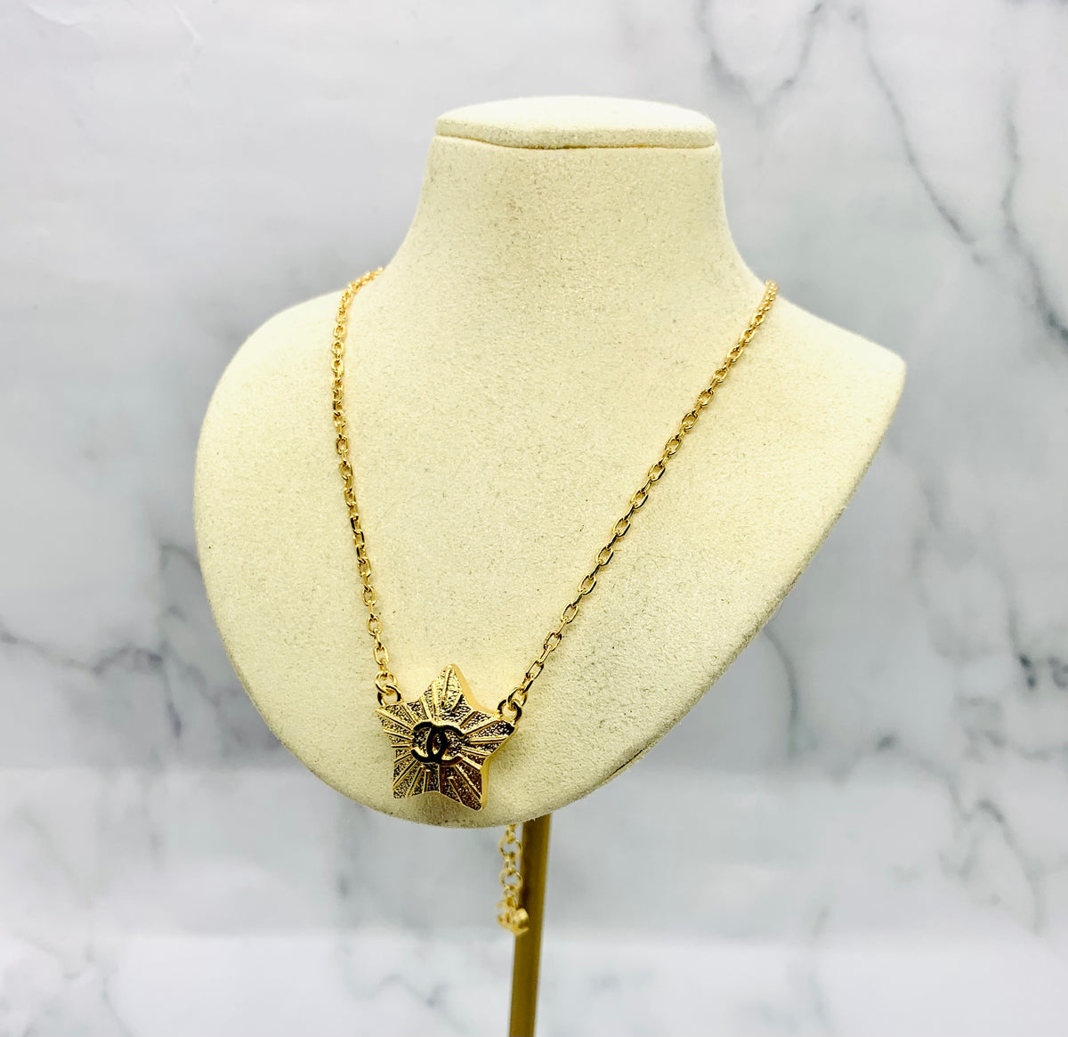 CHANEL CC Star chain Necklace - USED