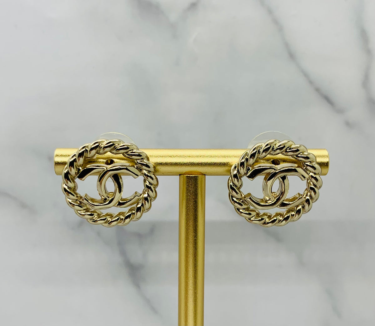 CHANEL CC Circle Earrings - Pre owned