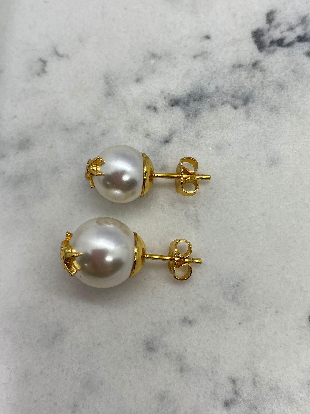 YSL Yves Saint Laurent Pearl Gold Monogram Earrings - Pre owned
