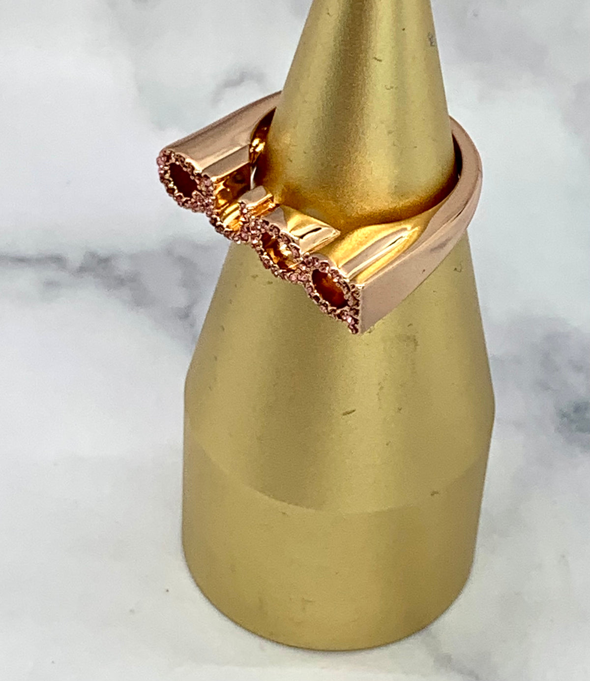 GUCCI Rose Gold Rhinestone Ring Size 7 M - Pre owned