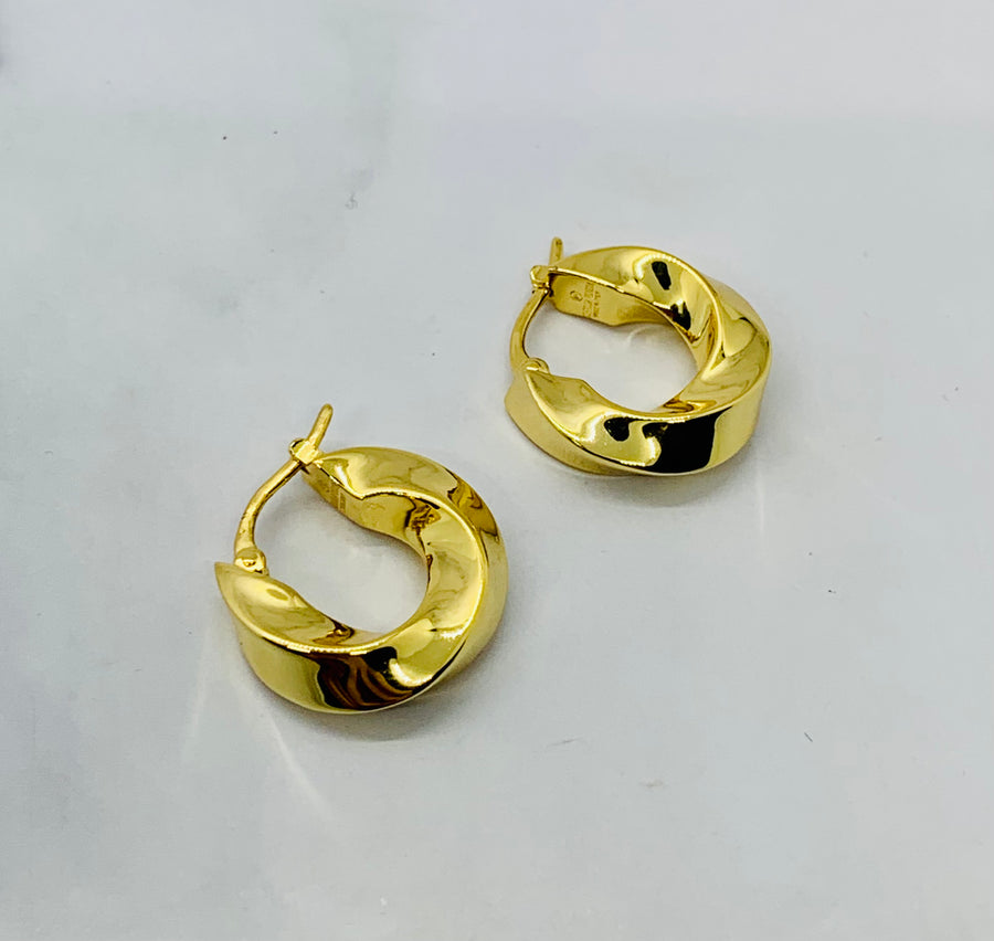 BOTTEGA VENETA Gold Twist Hoops - Pre owned