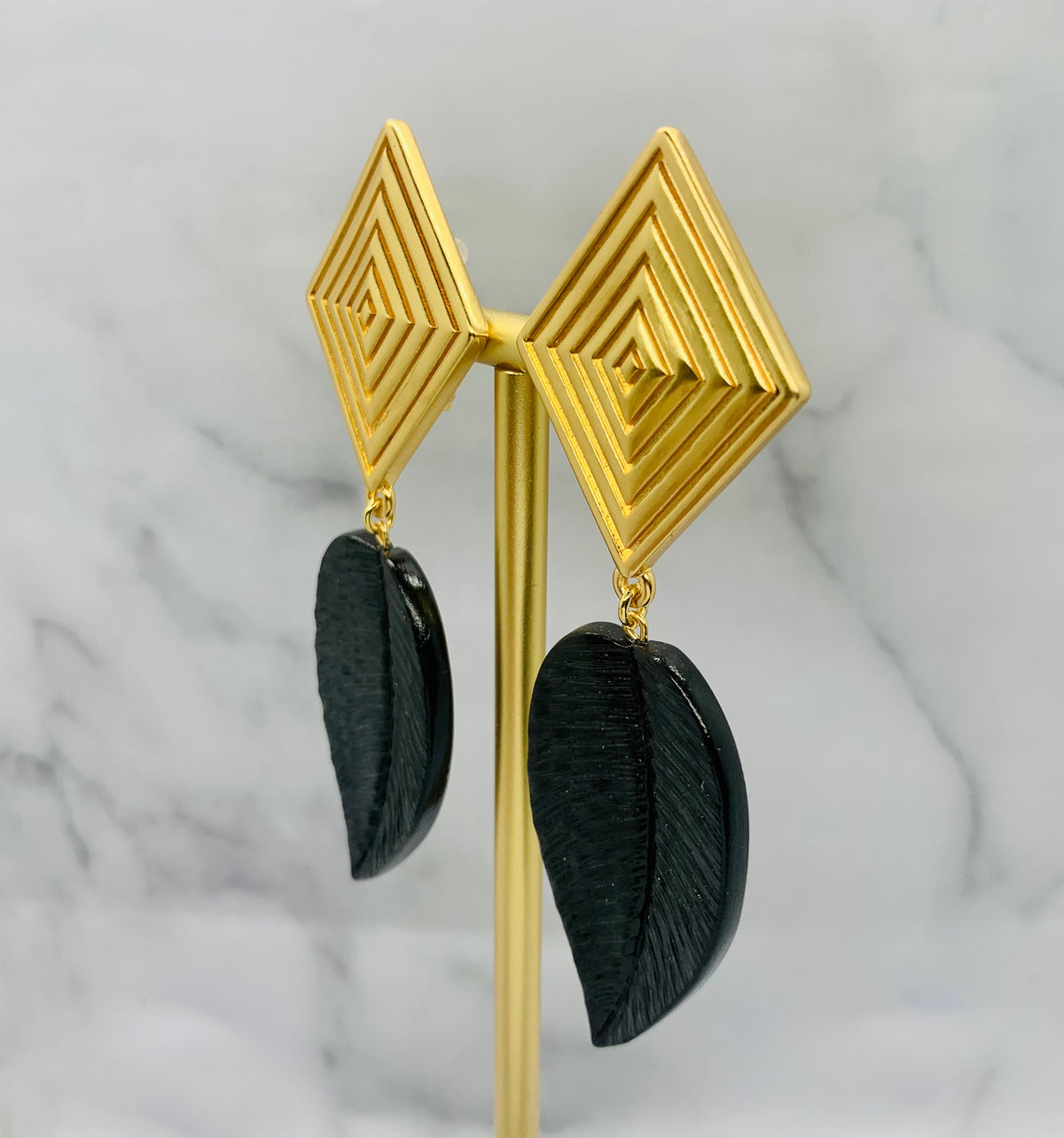 YSL YVES SAINT LAURENT Black Leaf Clip On Earrings - Pre owned