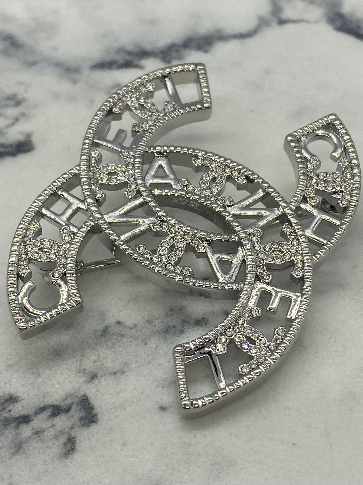 CHANEL CC Silver Tone Rhinestone Brooch Pin - Pre owned