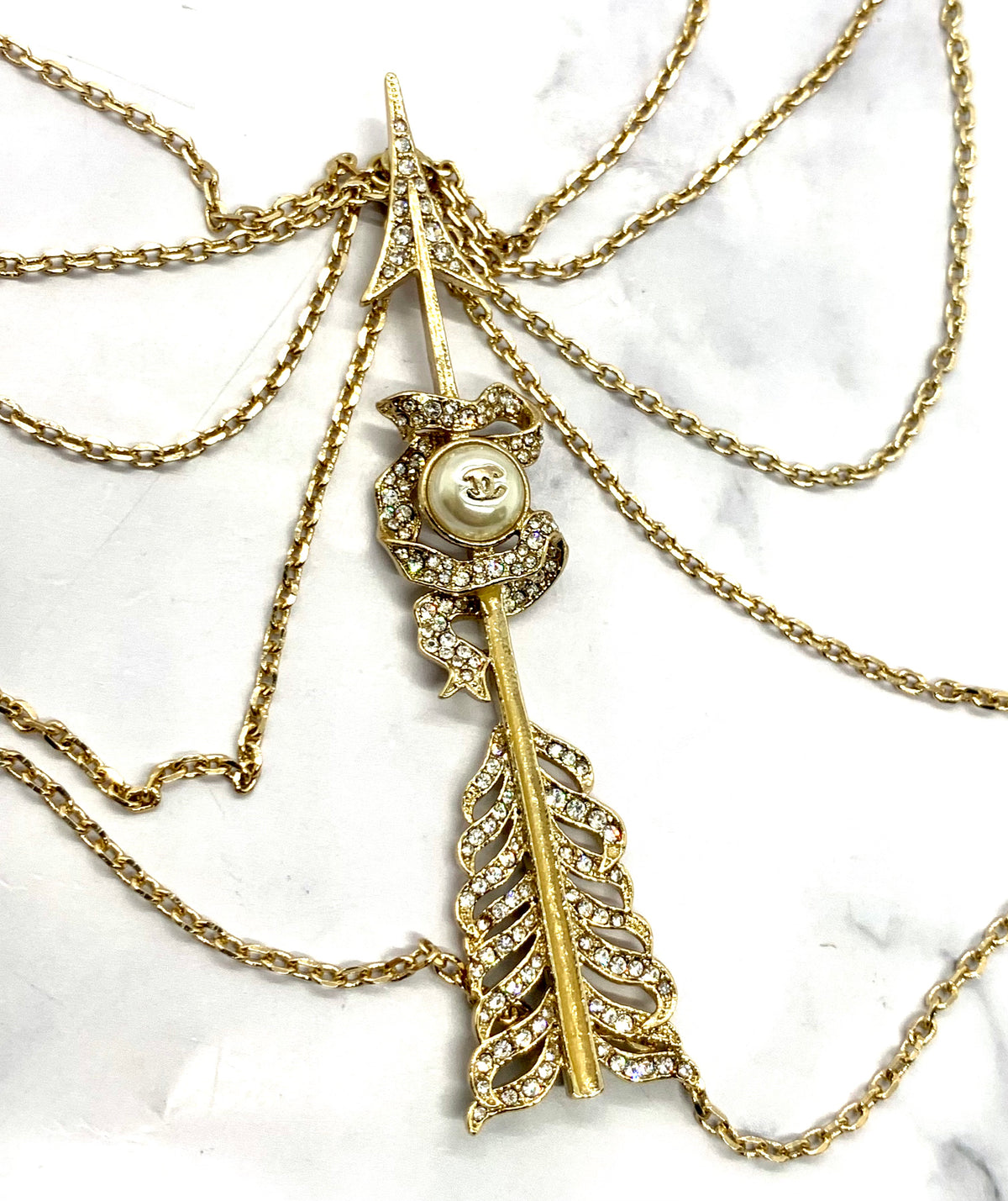 CHANEL CC Rhinestone Arrow Statement Vintage Necklace - Pre owned