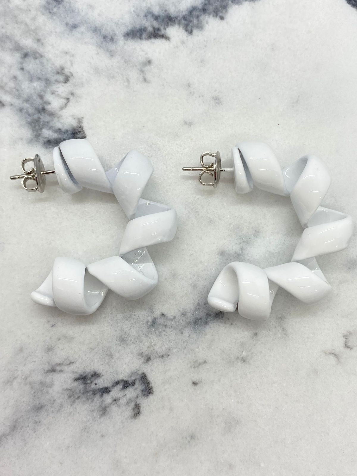 BOTTEGA VENETA White Spiral Hoop Earrings - Pre owned