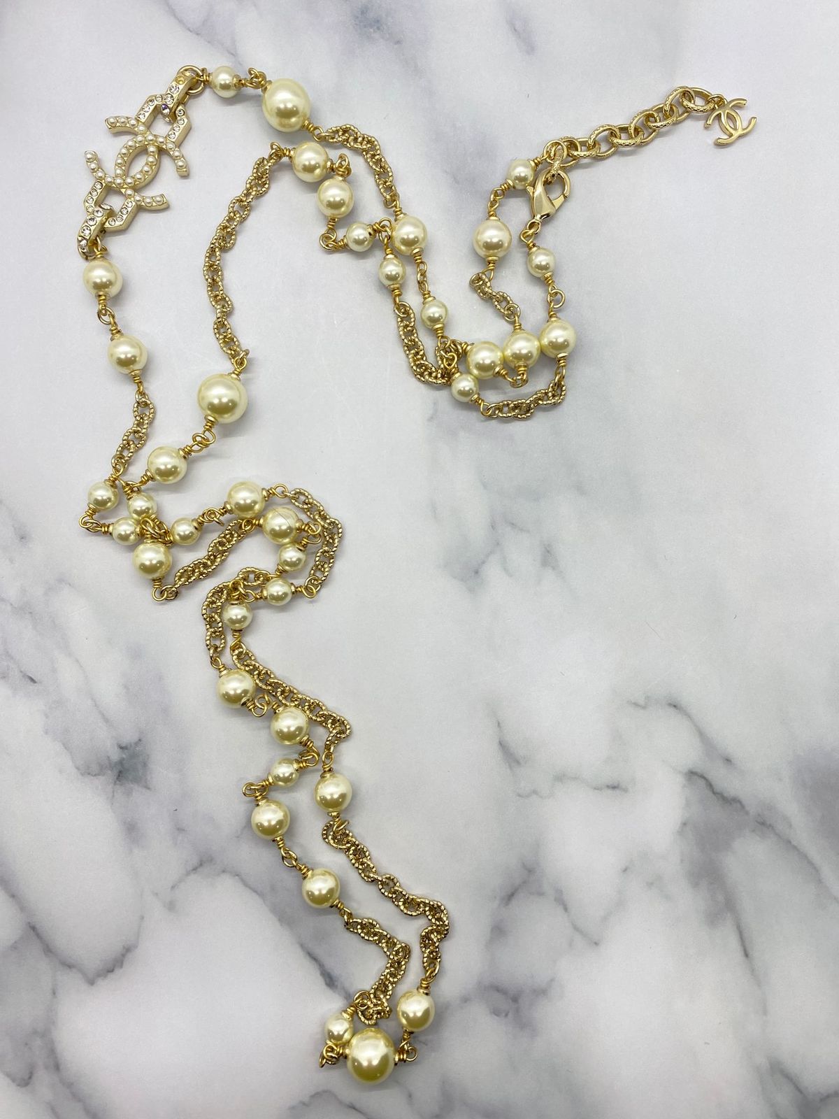 CHANEL CC Pearl Wrap Around Necklace - Damaged